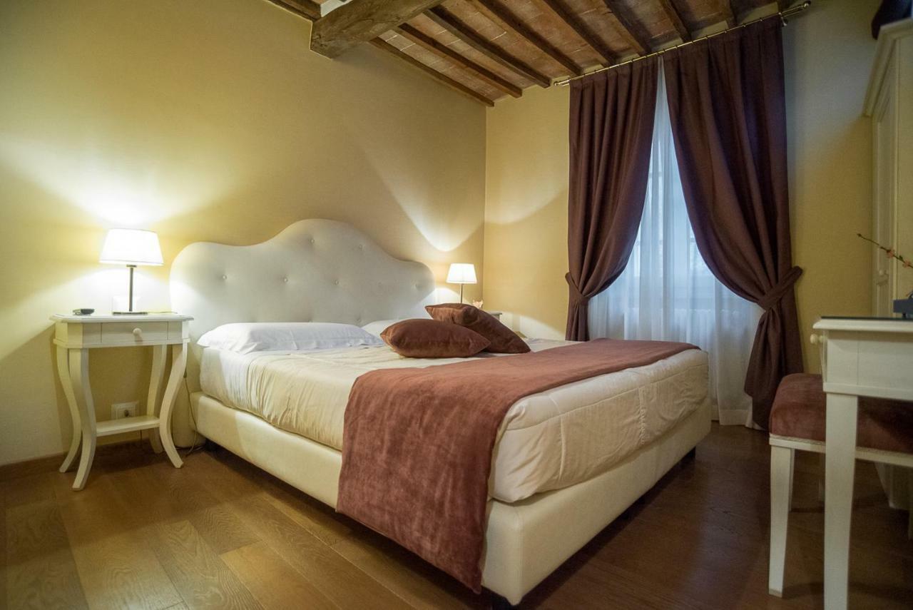 Le Camere Del Ceccottino Pitigliano Exterior foto