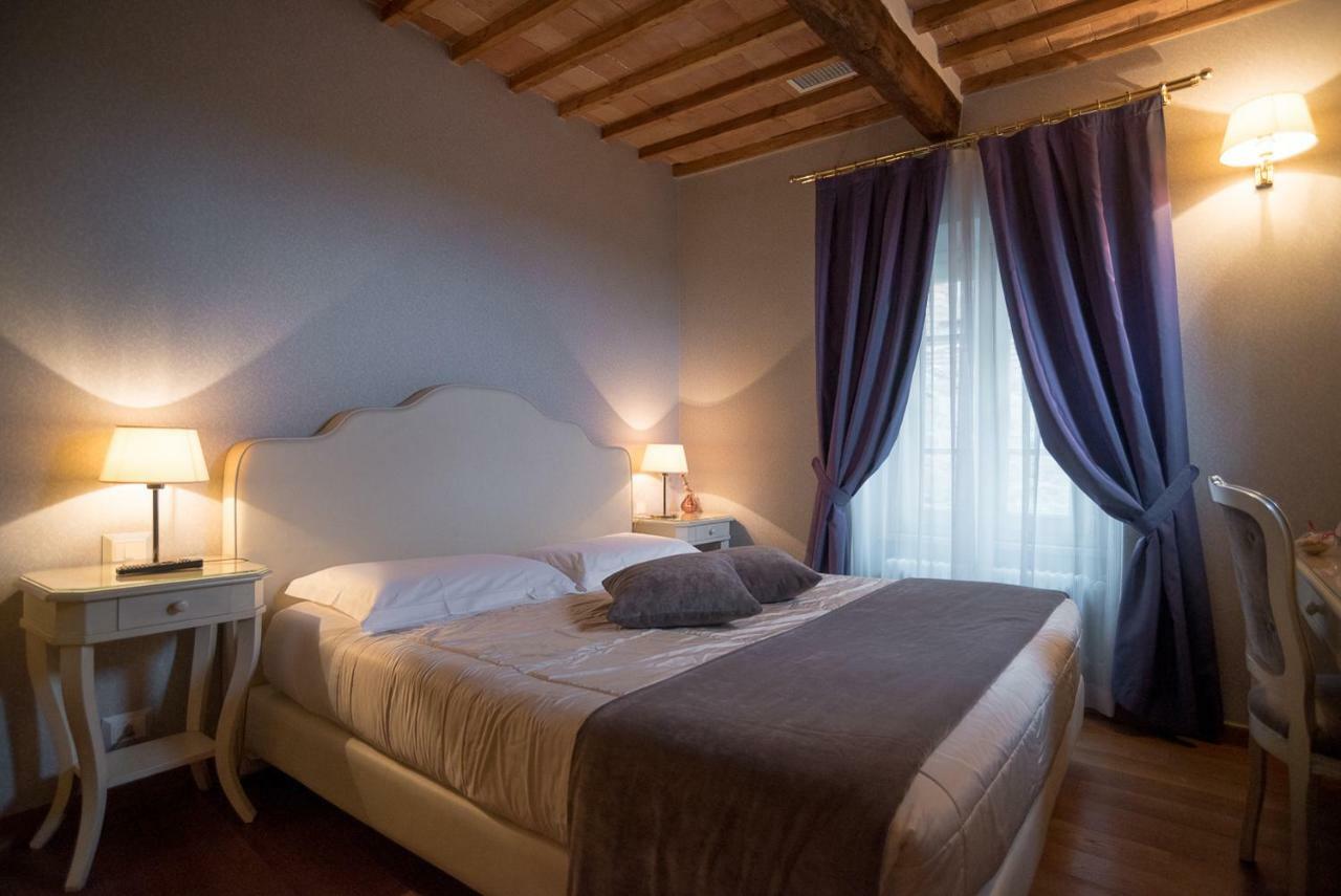 Le Camere Del Ceccottino Pitigliano Exterior foto